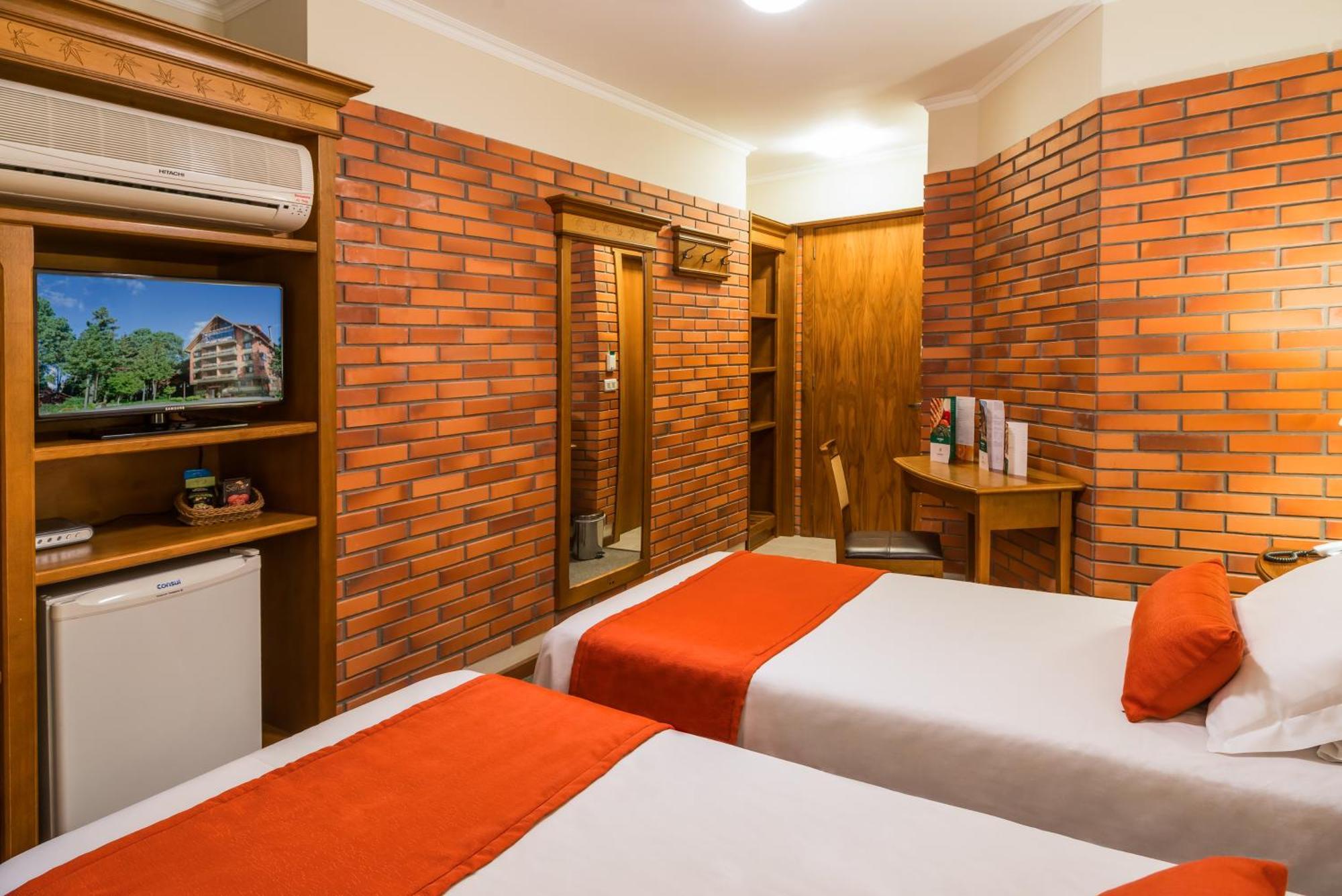 Hotel Laghetto Грамаду Экстерьер фото